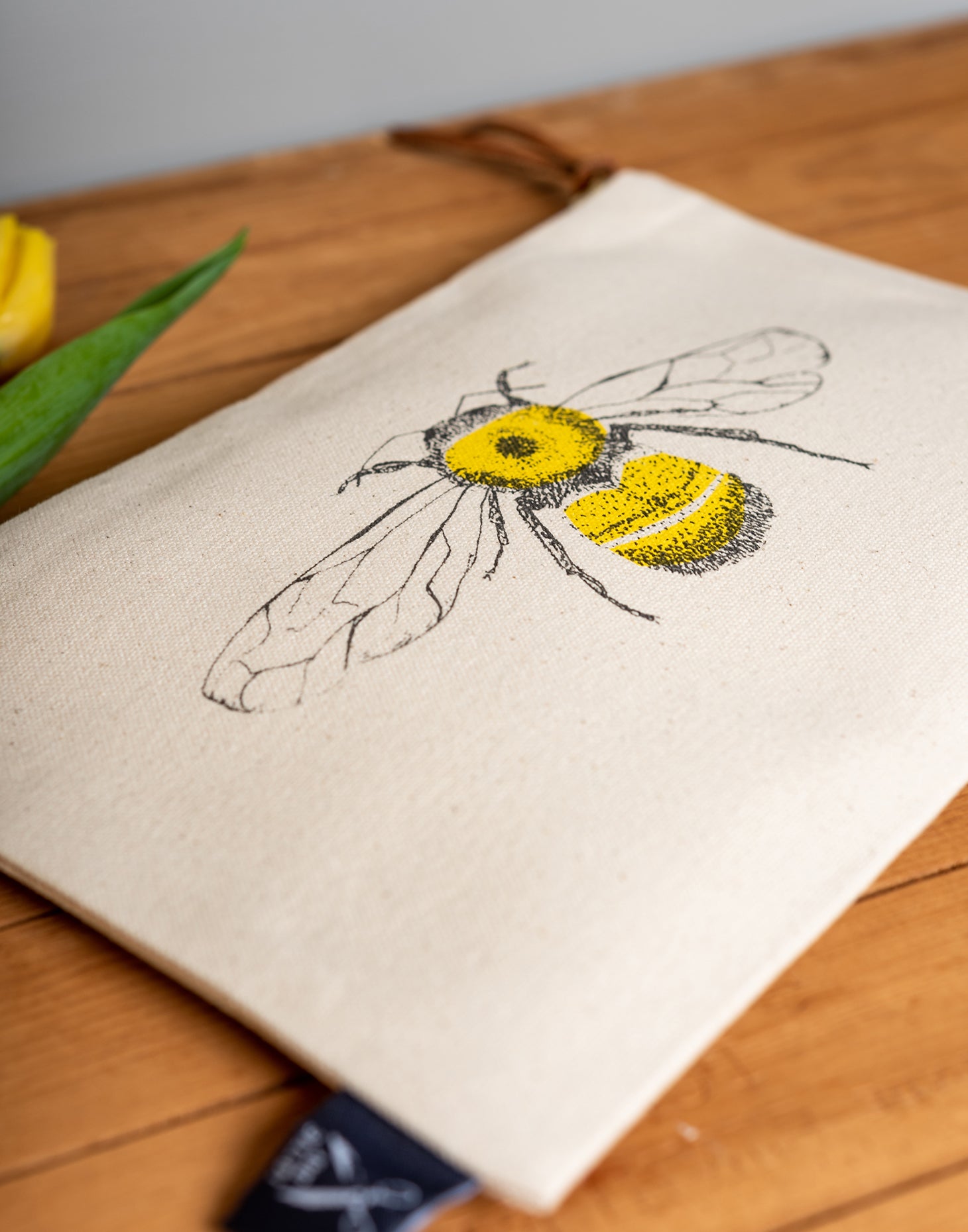 honey bumble bee themed design yellow zip pouch case