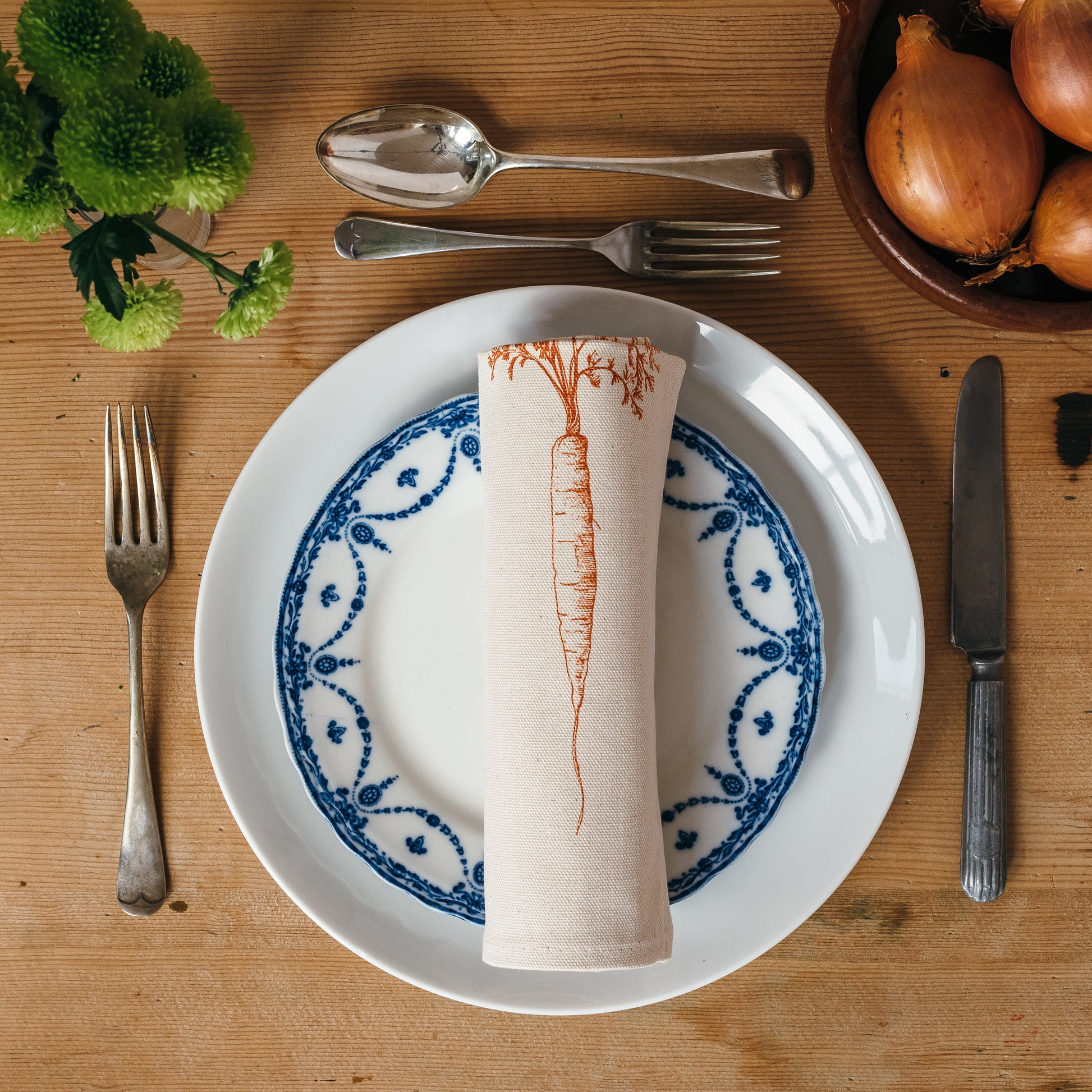 printed orange carrot napkin table place setting